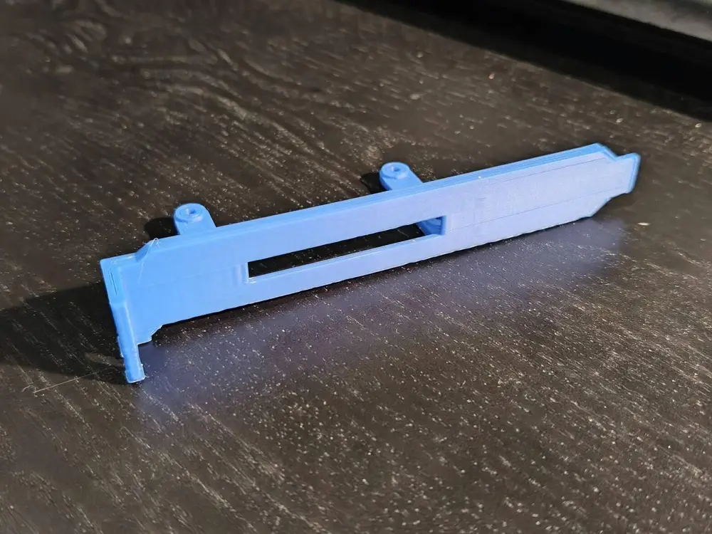Compact flash PCI ISA adapter bracket