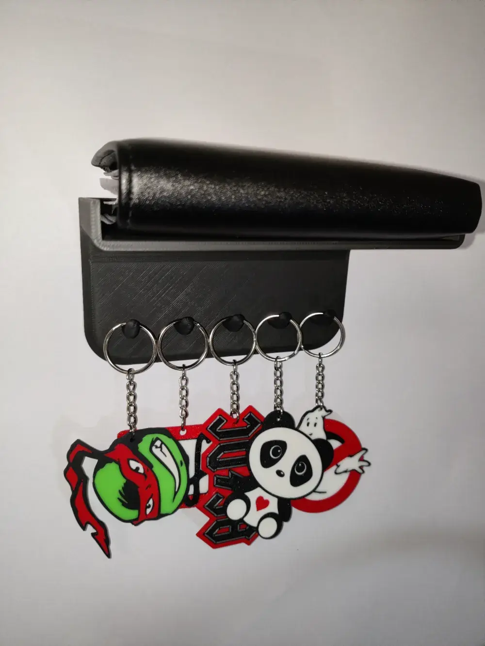 Shelf with key hanger