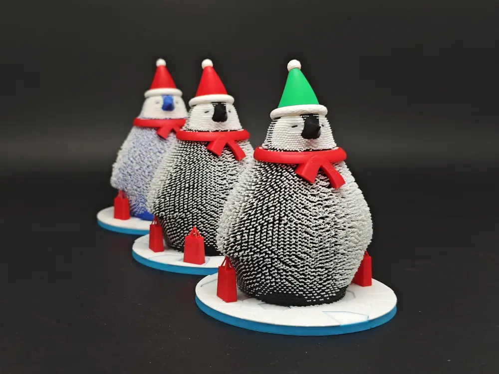 Christmas Penguin - with Gifts