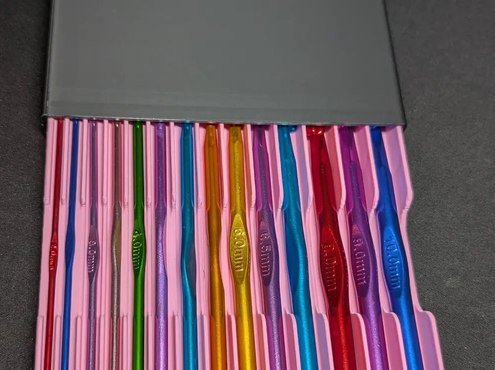 Crochet hook case