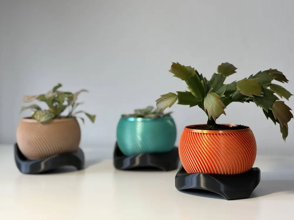 Wavy flowerpots