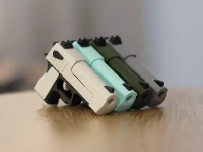 Deagle Fidget Keychain – Slide-Action Desk Toy