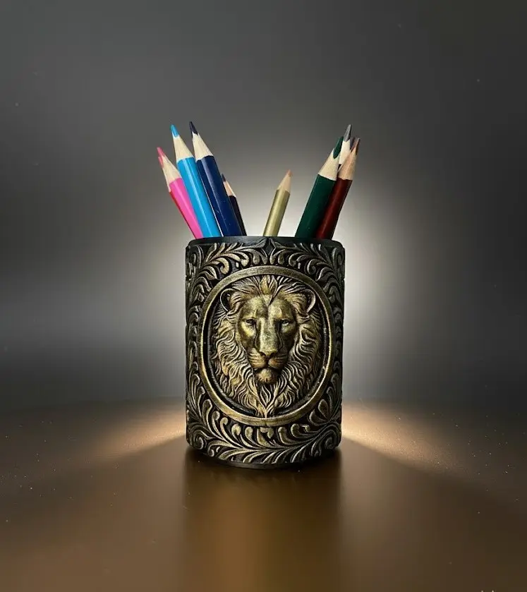 Lion Pencil Holder