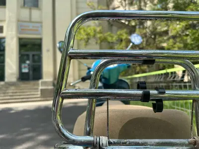 Vespa Rear Rack Anti-Vibration Hook
