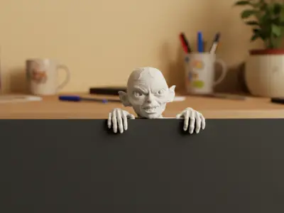 Monitor Gollum – Creepy Fantasy Desk Decor