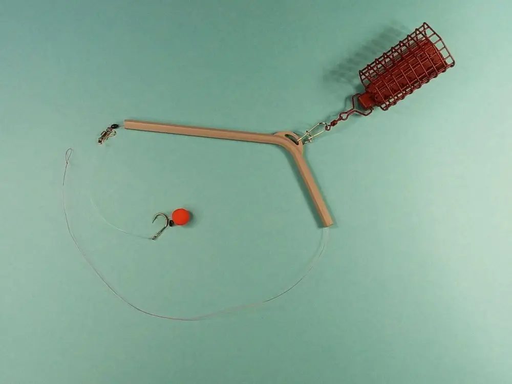 Anti-Tangle Feeder Boom