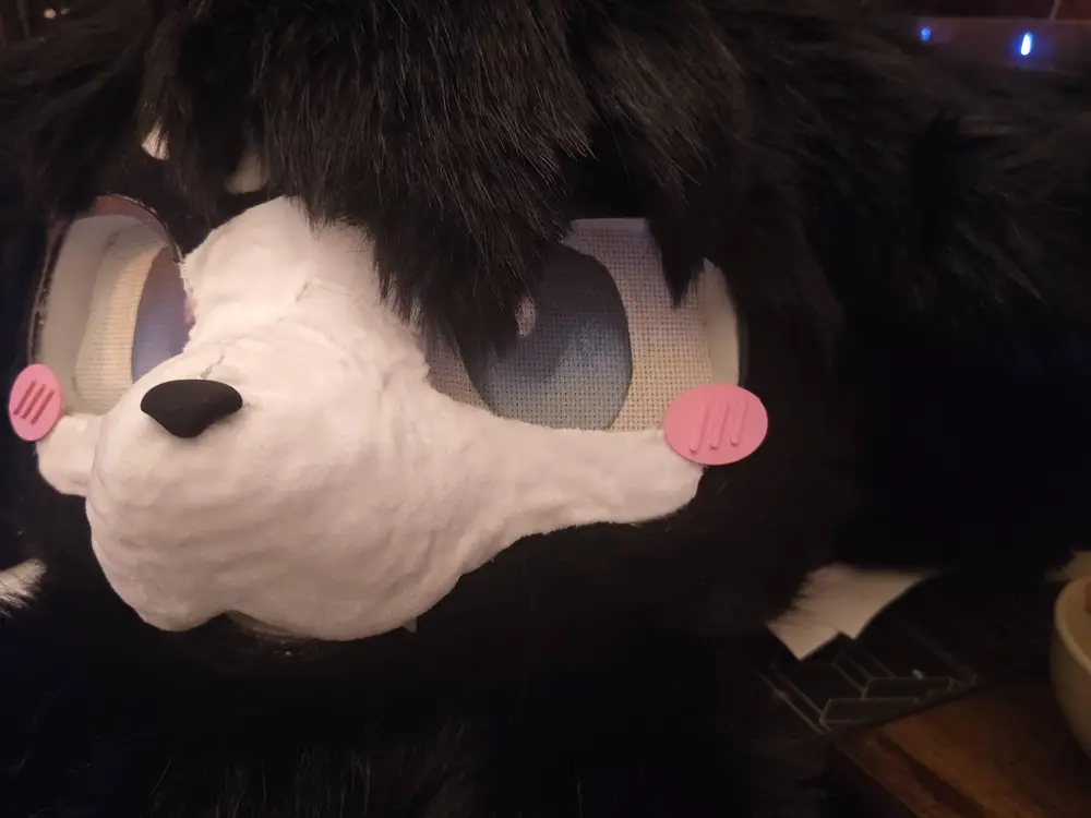 Cartoony blush for fursuits