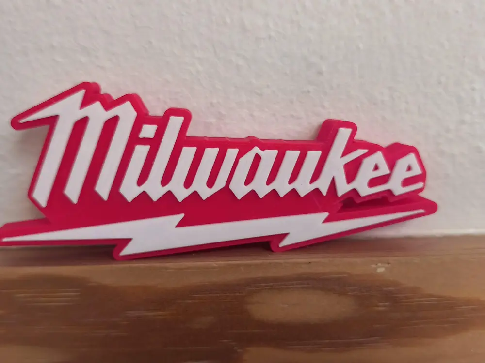 Logo Milwaukee