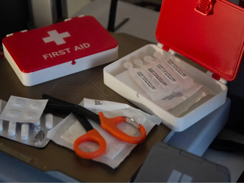Mini FIRST AID Box