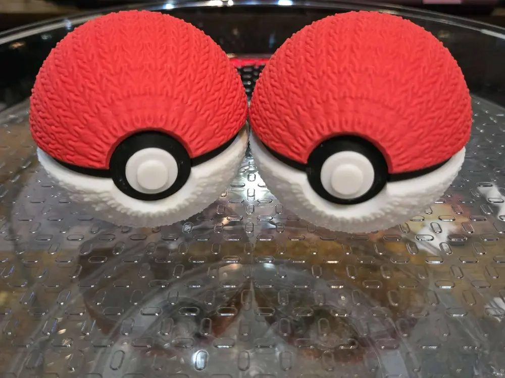 Knitted Pokeball [Multiparts]