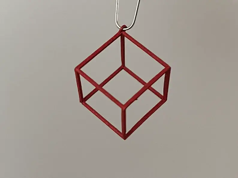 Pendiente de cubo