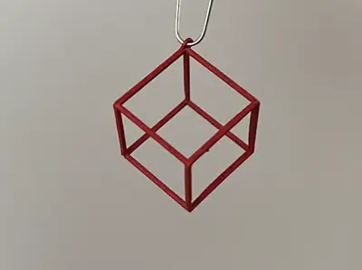 Pendiente de cubo