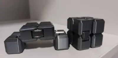 Infinity cube