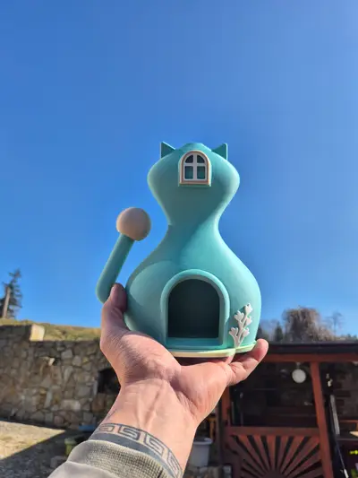 BIRDHOUSE