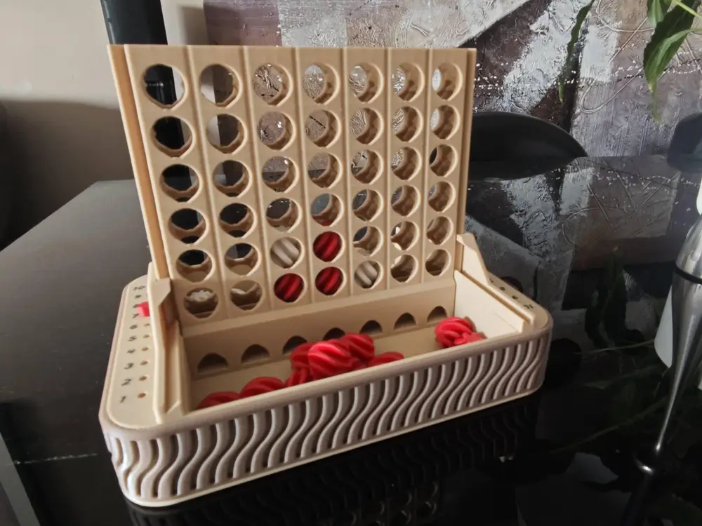 Spiral Connect 4