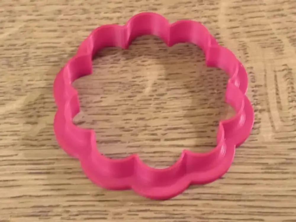 fluted pastry cookie cutter