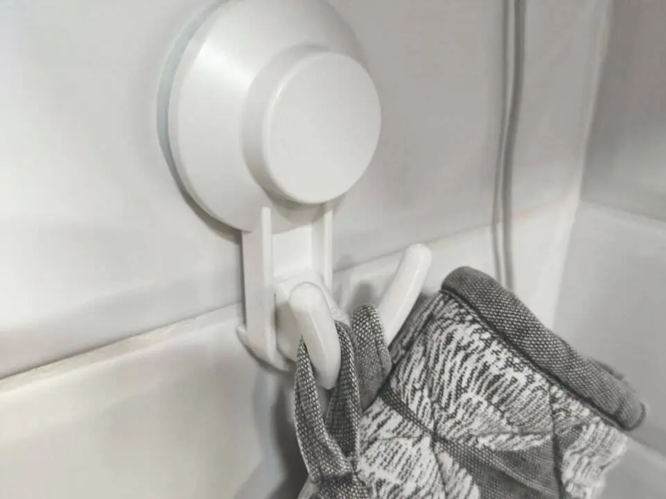 Hack TISKEN Ikea hooks: single hook and double hook.