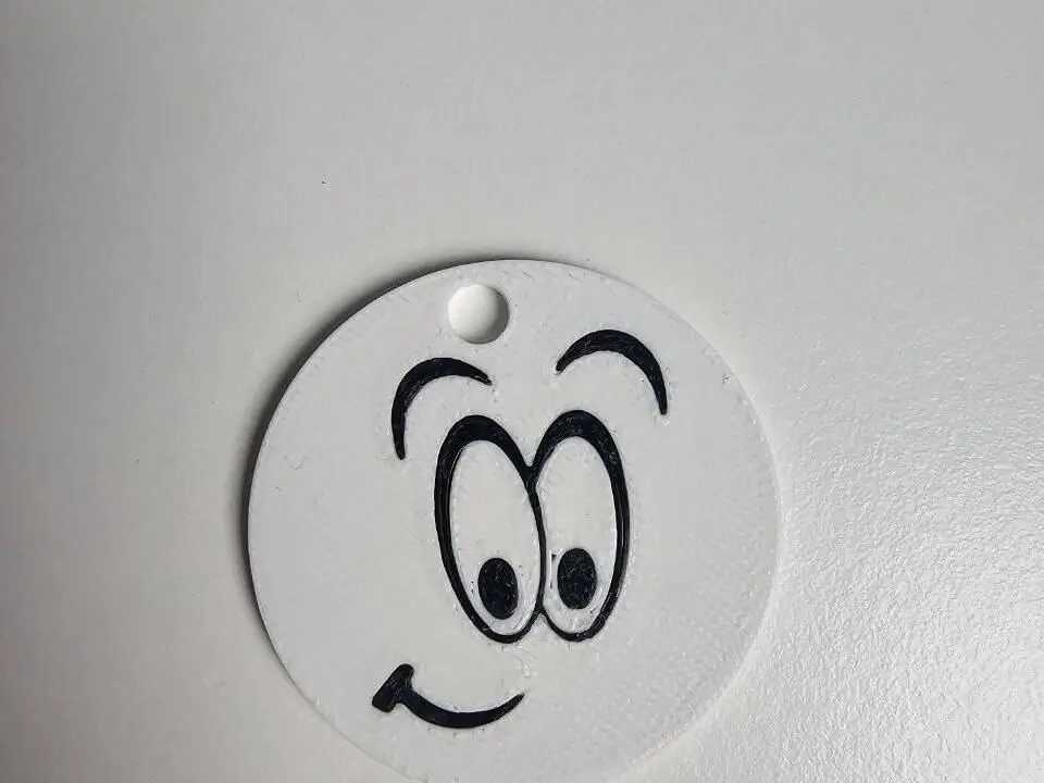 smile keychain 1