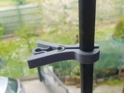Railing Clip for 14 mm Rails – Laundry & Balcony