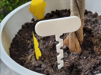 etiqueta para plantas y jardín