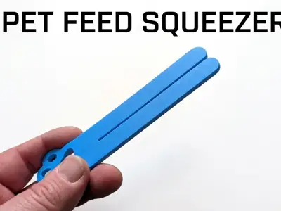 Pet feed squeezer