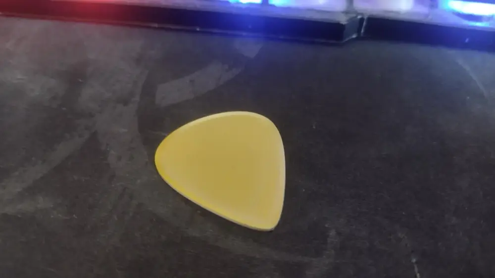 Guitar pick triforce