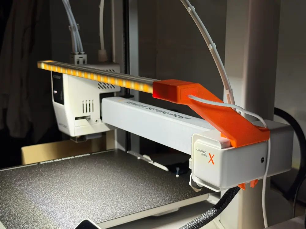 Kobra X Anti-Tangle X-Axis LED Mount