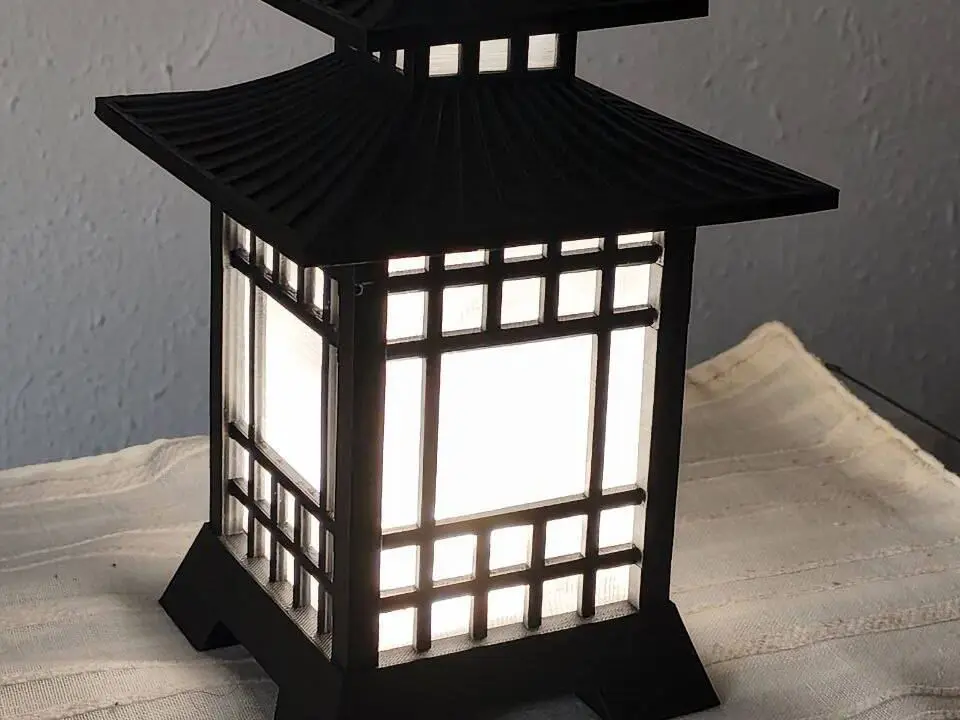 Pagoda Japannish Lamp