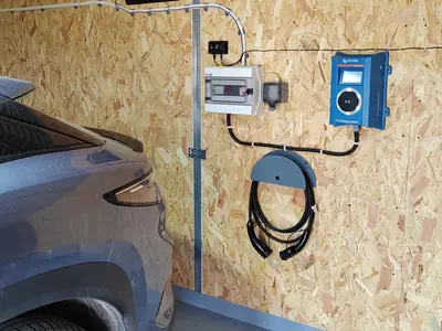 Wall Mount EV Charge Cable, BYD