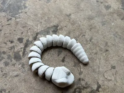 flexi worm toy
