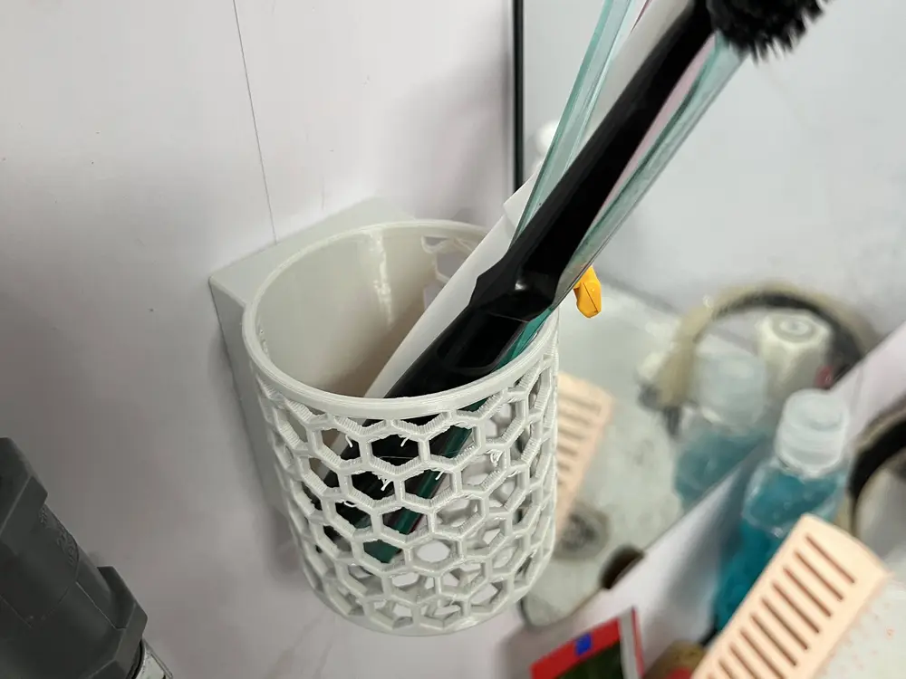 wall-mounted bathroom cup