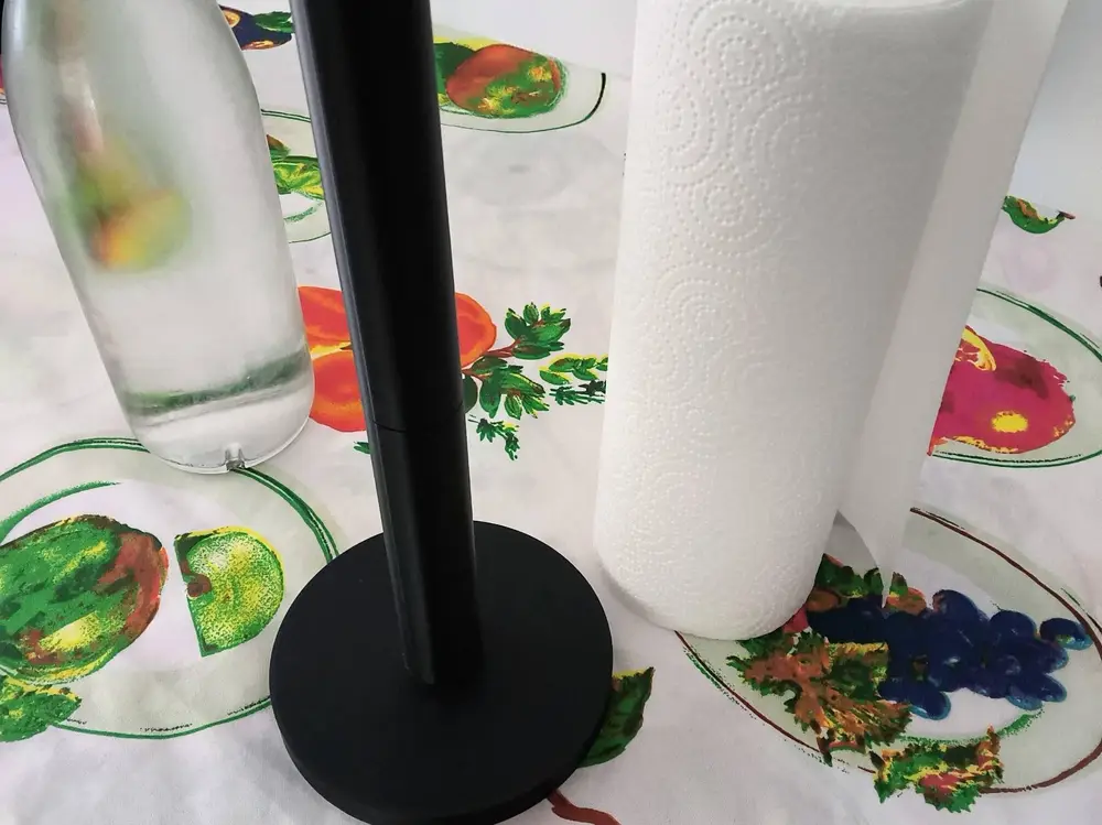 Paper towel holder