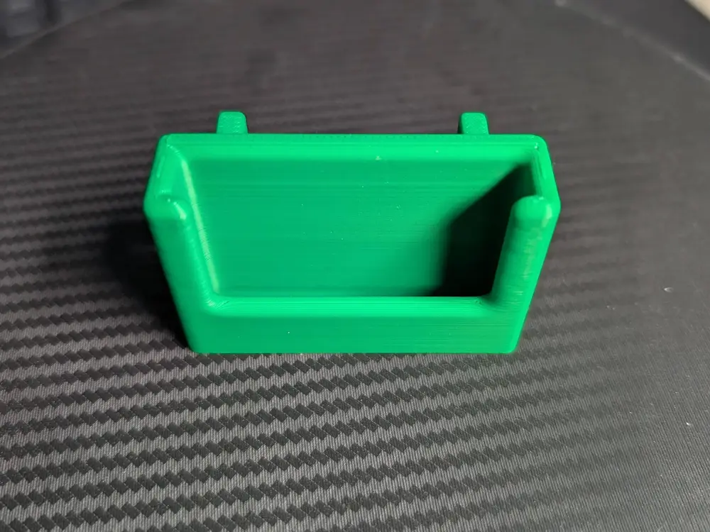 Remote Holder Skadis