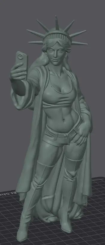 Lady Liberty Selfie – Modern Remix Figure