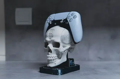 Neural Relic — Cyber Skull PS5 Controller Stand