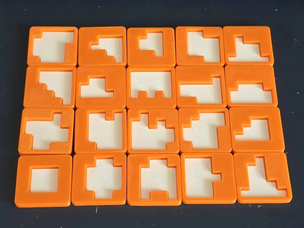 Shape packing game