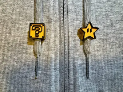 Hoodie charms decoration – Super Mario bros. 8 bit