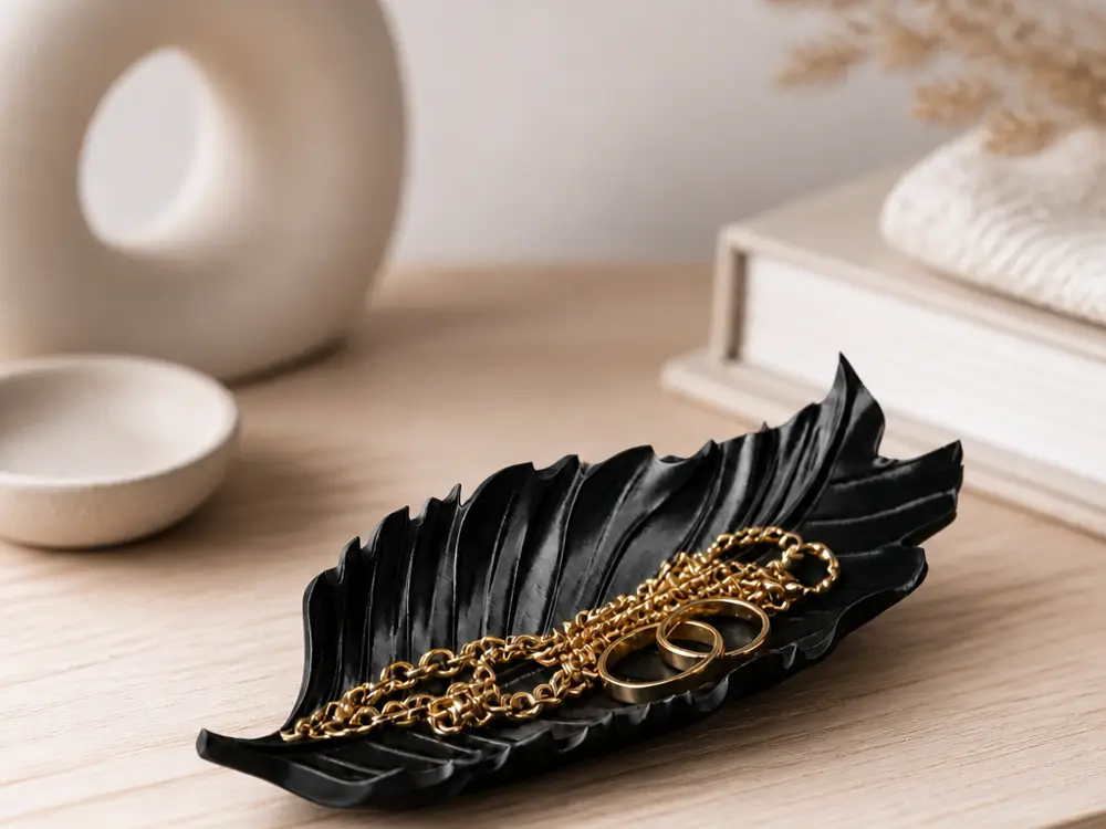 Midnight Leaf Tray - Nature-Inspired Catchall