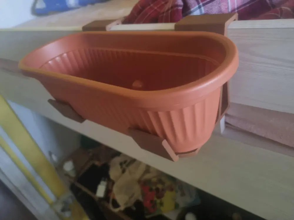 Container support for furniture frames