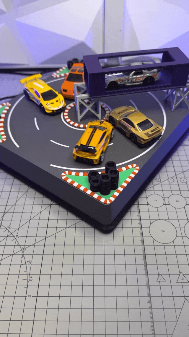 Drift Diorama 1:64 scale by Danko Creates