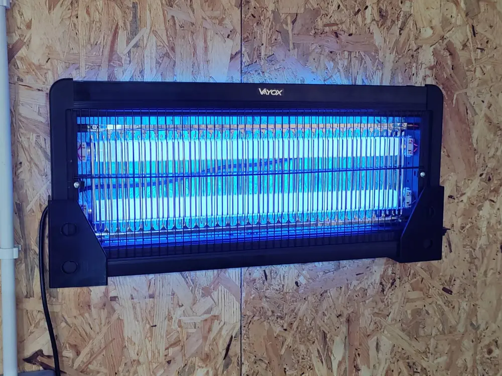 Lampa UV Na Owady, Projekt Uchwytu Na Ścianę