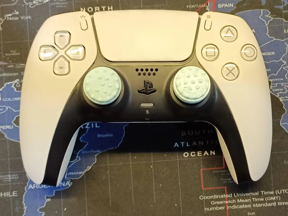 PS5 CONTROLLER GRIPS