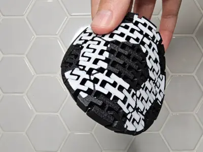 ¡Pelota de fútbol extra flexible!