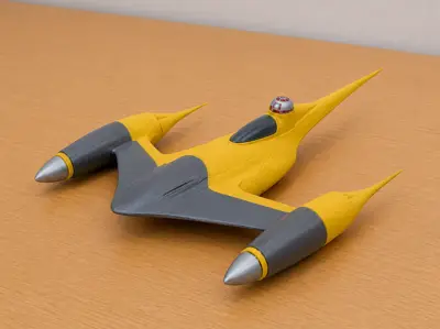 Naboo N-1 Starfighter - Star Wars Replica