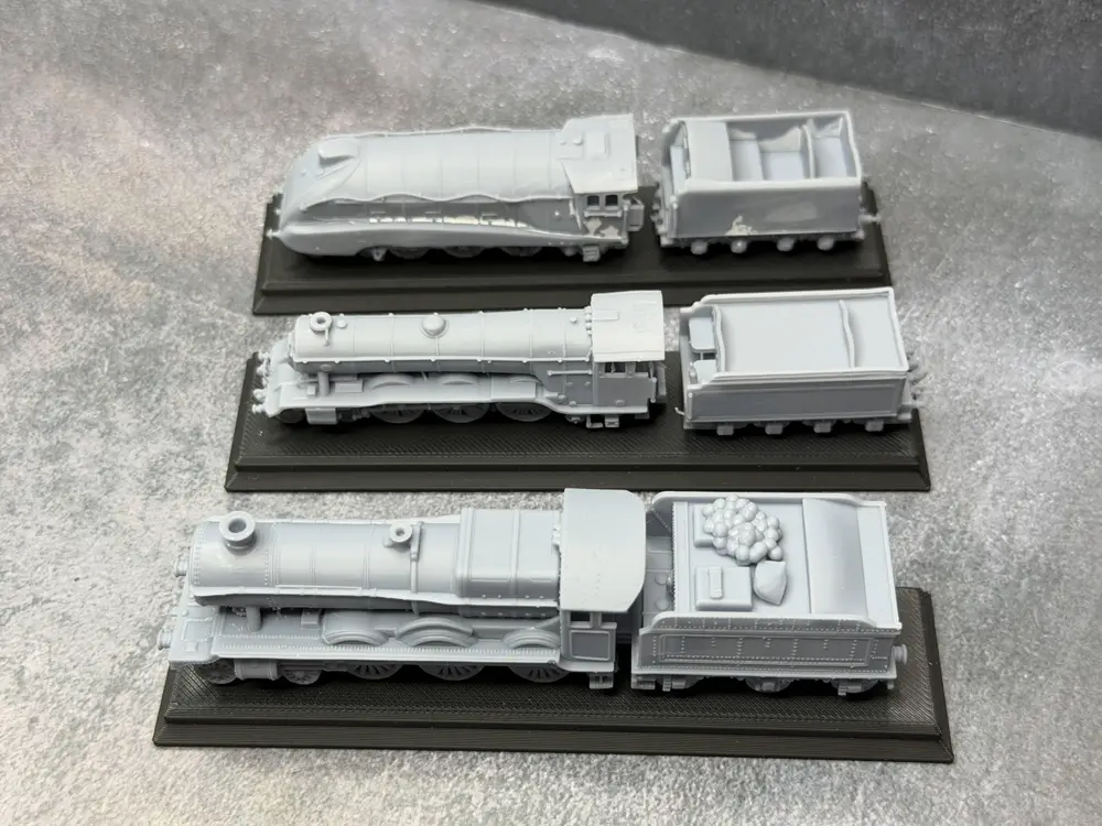 Famous Trains (Flying Scotsman, Hogwarts Express, the Mallard
