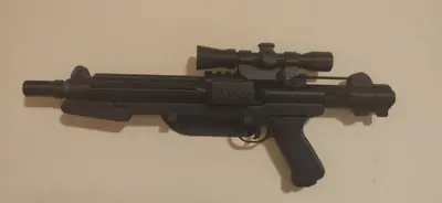 Fucile Blaster E-11