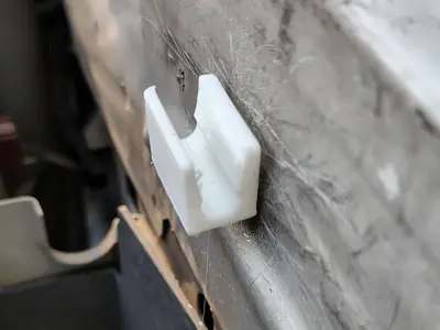 2005 Ford Ranger Hood Rod Holder