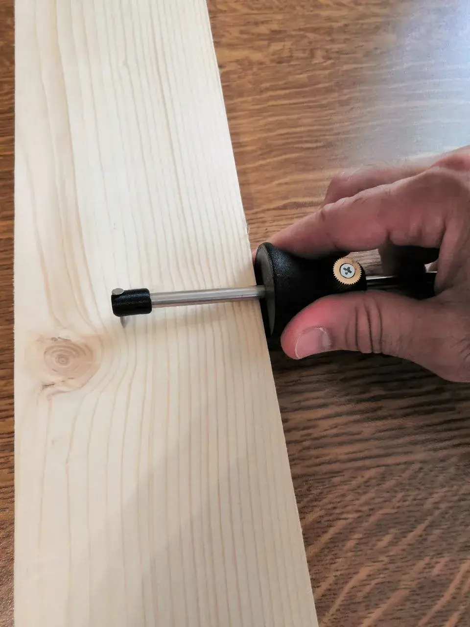 Woodworker gauge