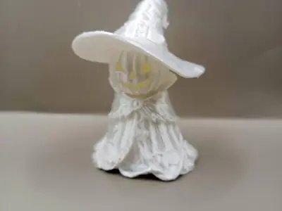 Pumpkin Witch Figurine - Halloween Decor