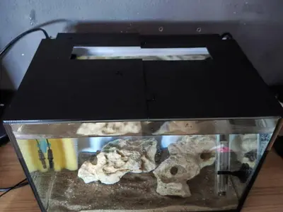 2-teilige 12L Aquariumabdeckung ( 30x20cm)